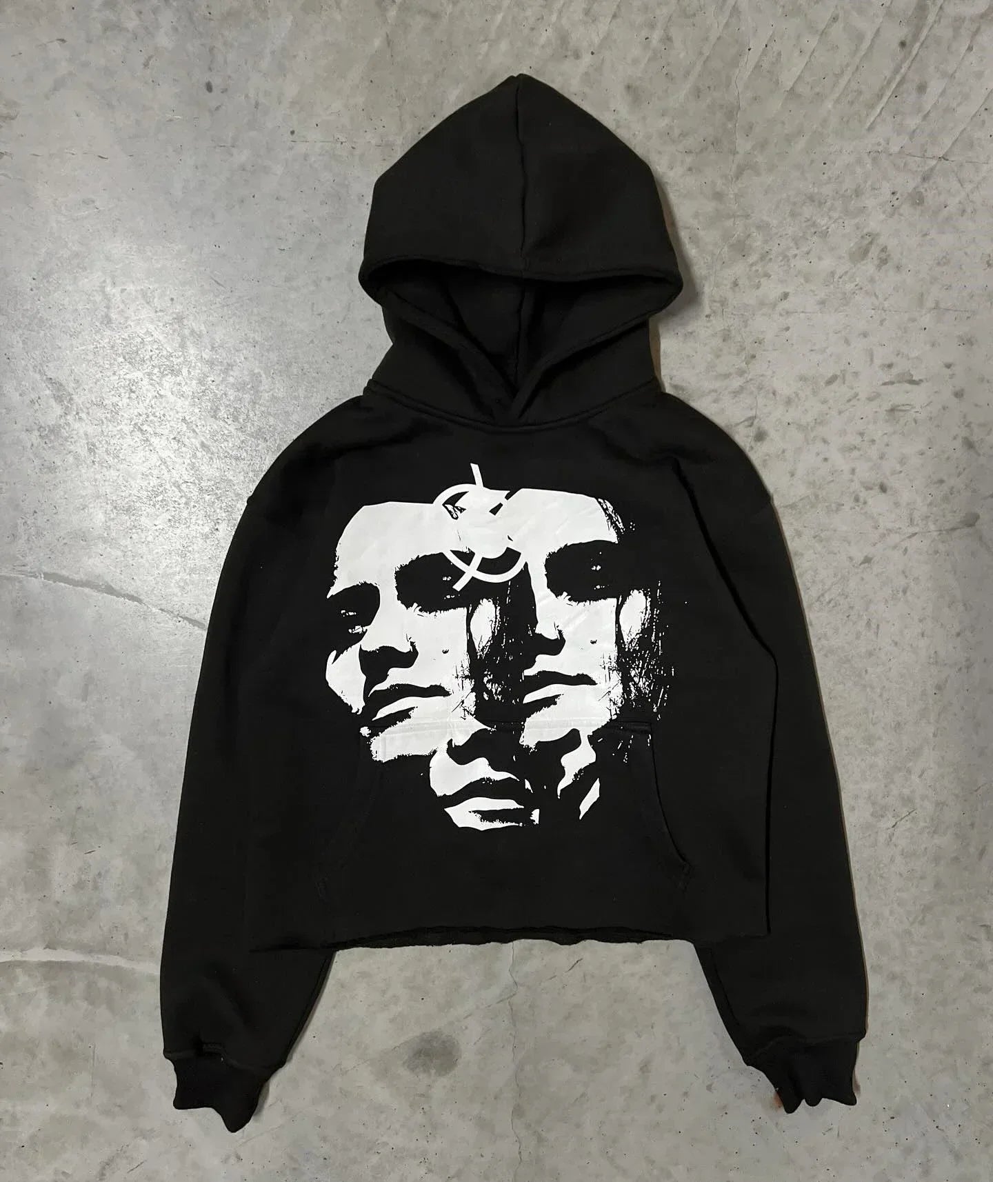 Trendy retro street style portrait print long sleeved loose hoodie for men and women, millennium gothic Harajuku style pullover