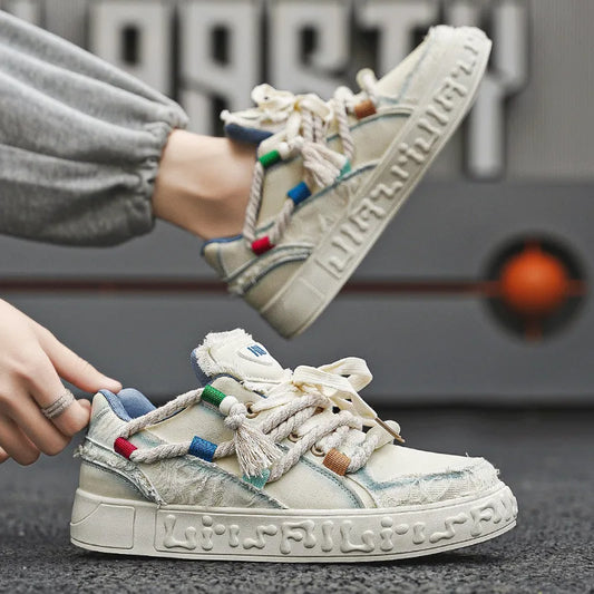 New arrival designer street sneaker men's fashion sports shoes man graffiti personality sneaker fancy skateboard hip hop shoes