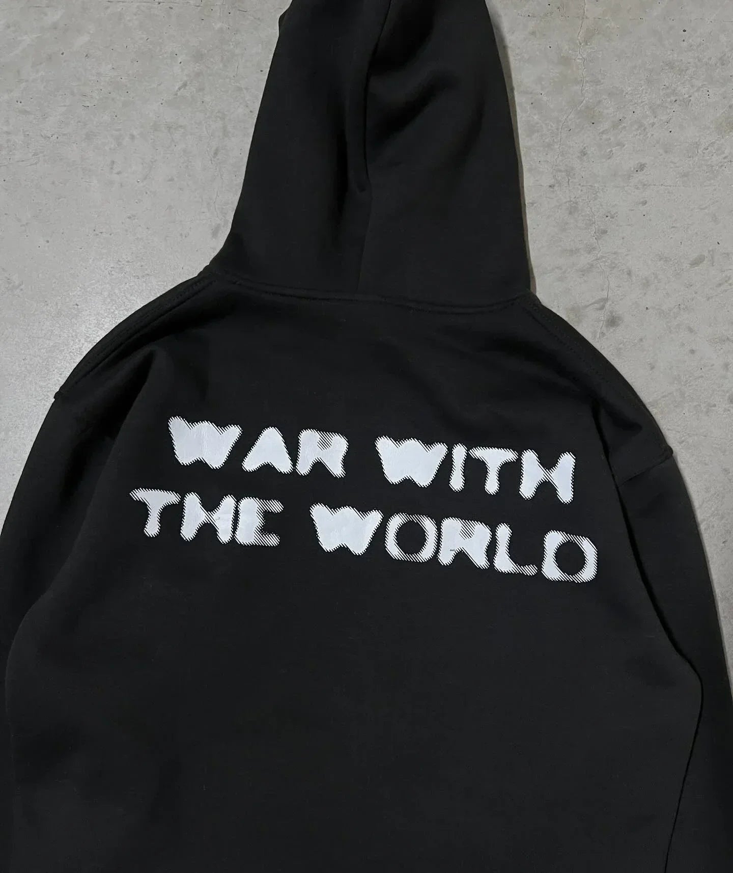 Trendy retro street style portrait print long sleeved loose hoodie for men and women, millennium gothic Harajuku style pullover
